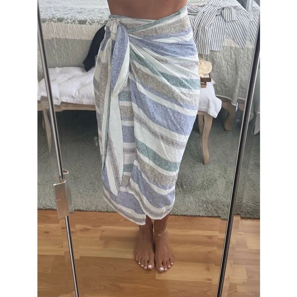 ZARA women’s side tie skirt or cover up